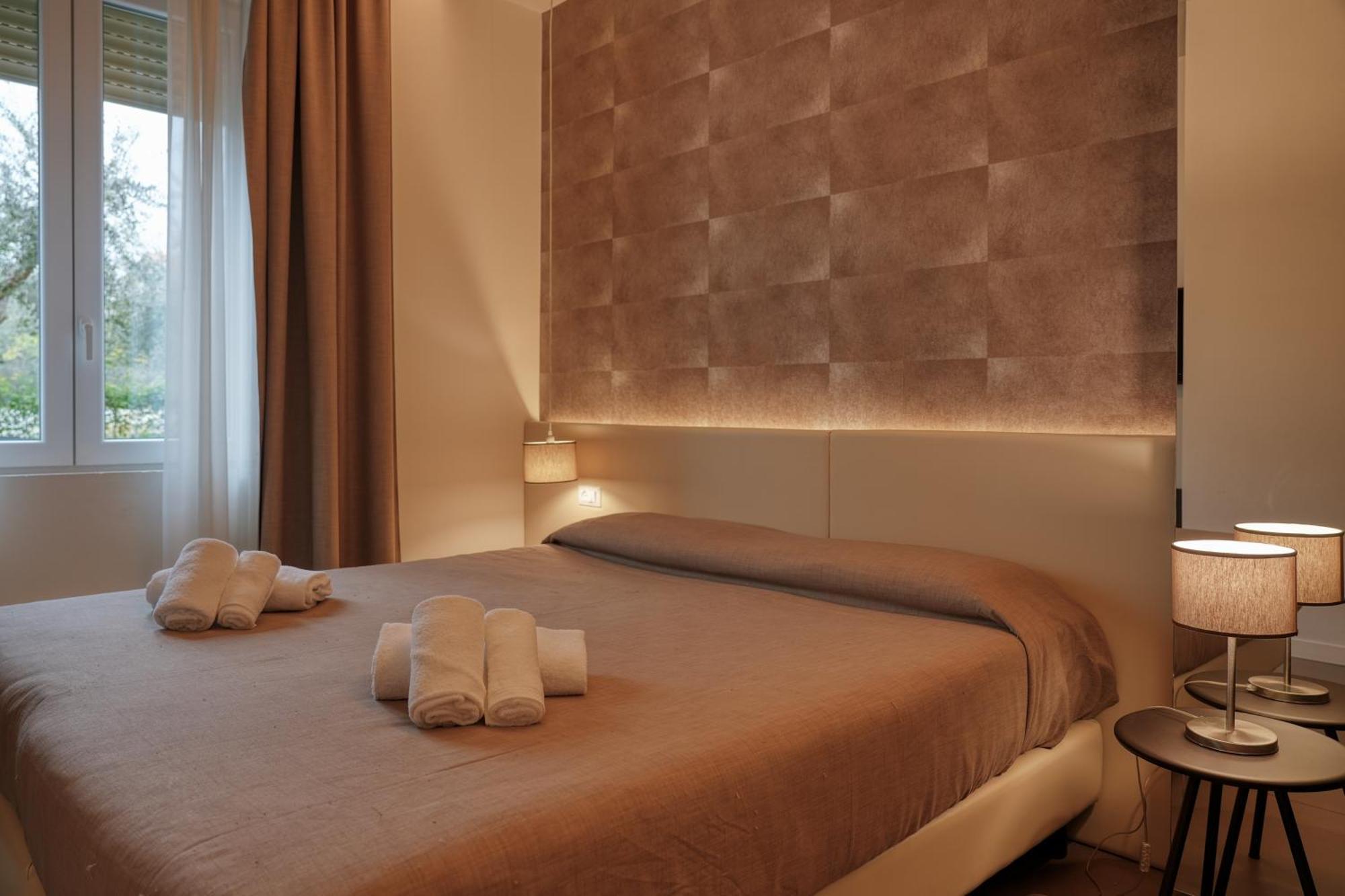 Hotel Palazzo Del Garda & Spa Дезенцано-дель-Гарда Екстер'єр фото